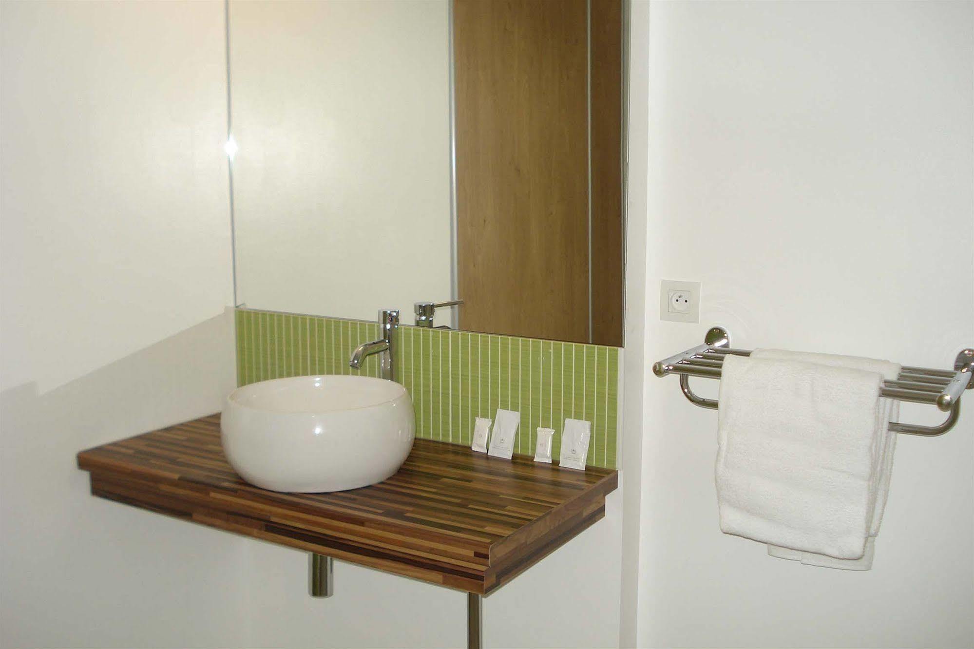 Hotel La Palmeraie Cornebarrieu Luaran gambar